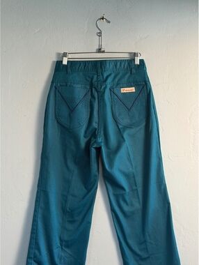 1970s Pizzazz Teal Straight Leg Pants with Back Pocket Detail